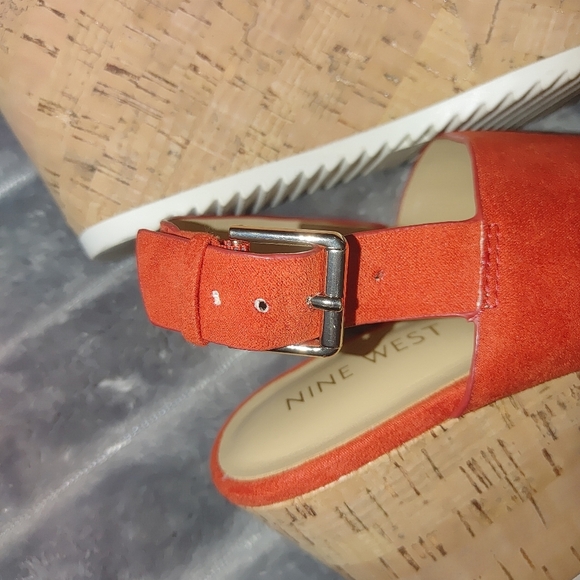 Nine West Orange Sandals Minimalist Design, Size 6.5 No Box - Picture 6 of 8